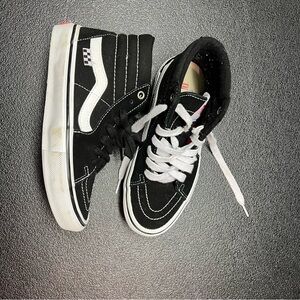 Vans Skateboarding  High Tops